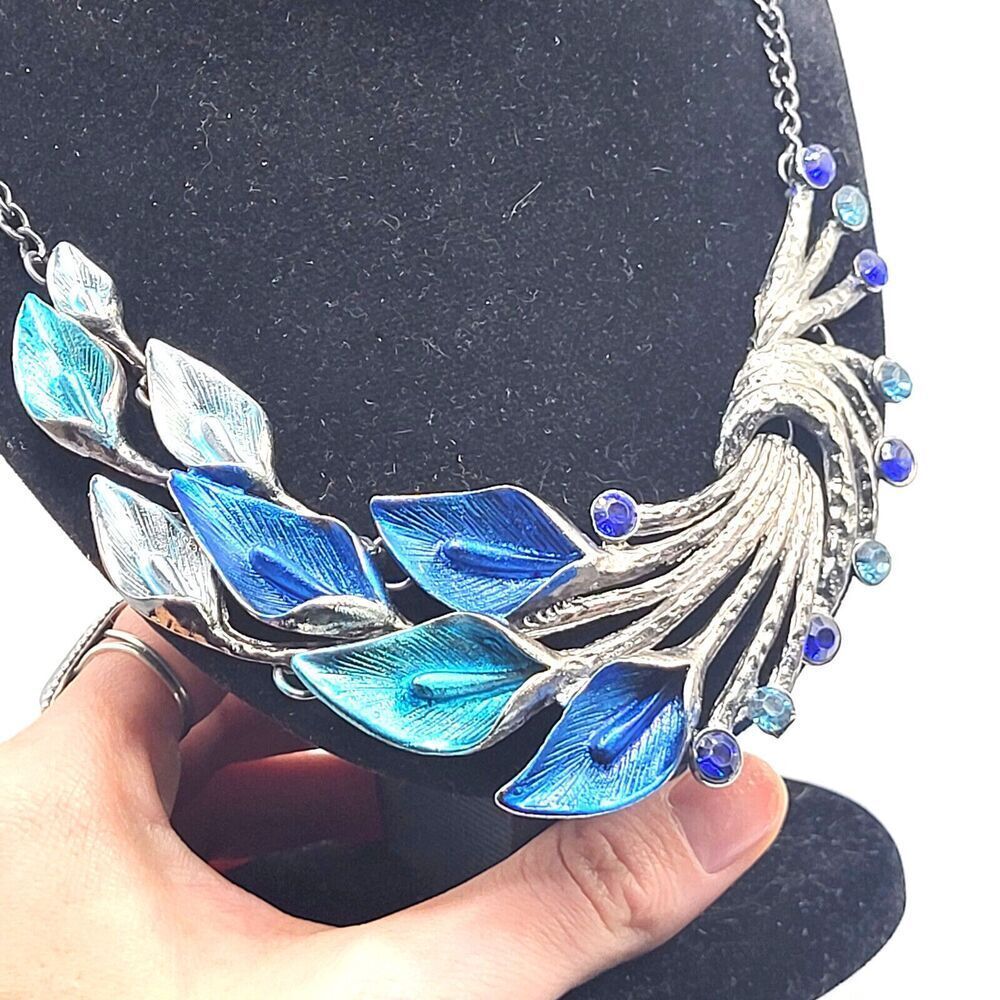 Statement Callalily Enamel Gunmetal Bib Necklace 19in - Picture 3 of 4